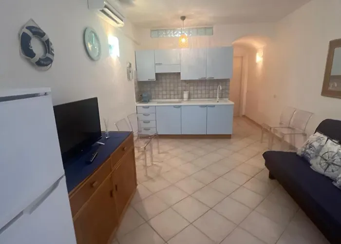 Elena's * Cannigione